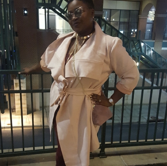 Meet your Posher, Katrina - Picture 5 of 7